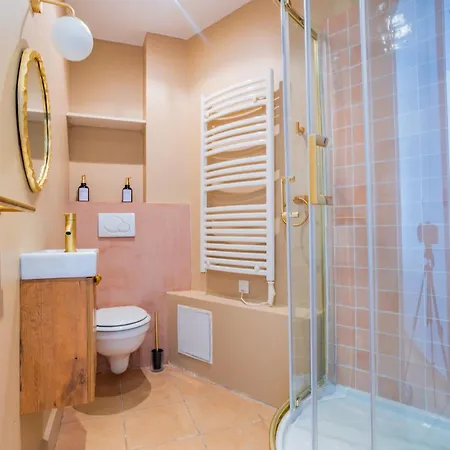 Апартаменты Modern Madeleine *