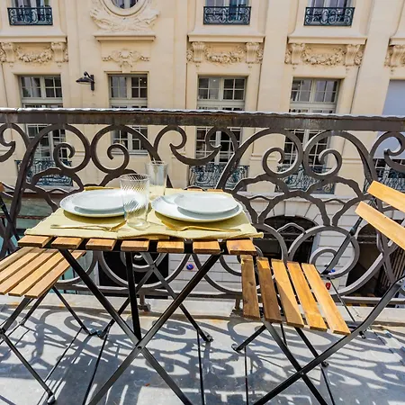 Апартаменты Modern Madeleine Париж